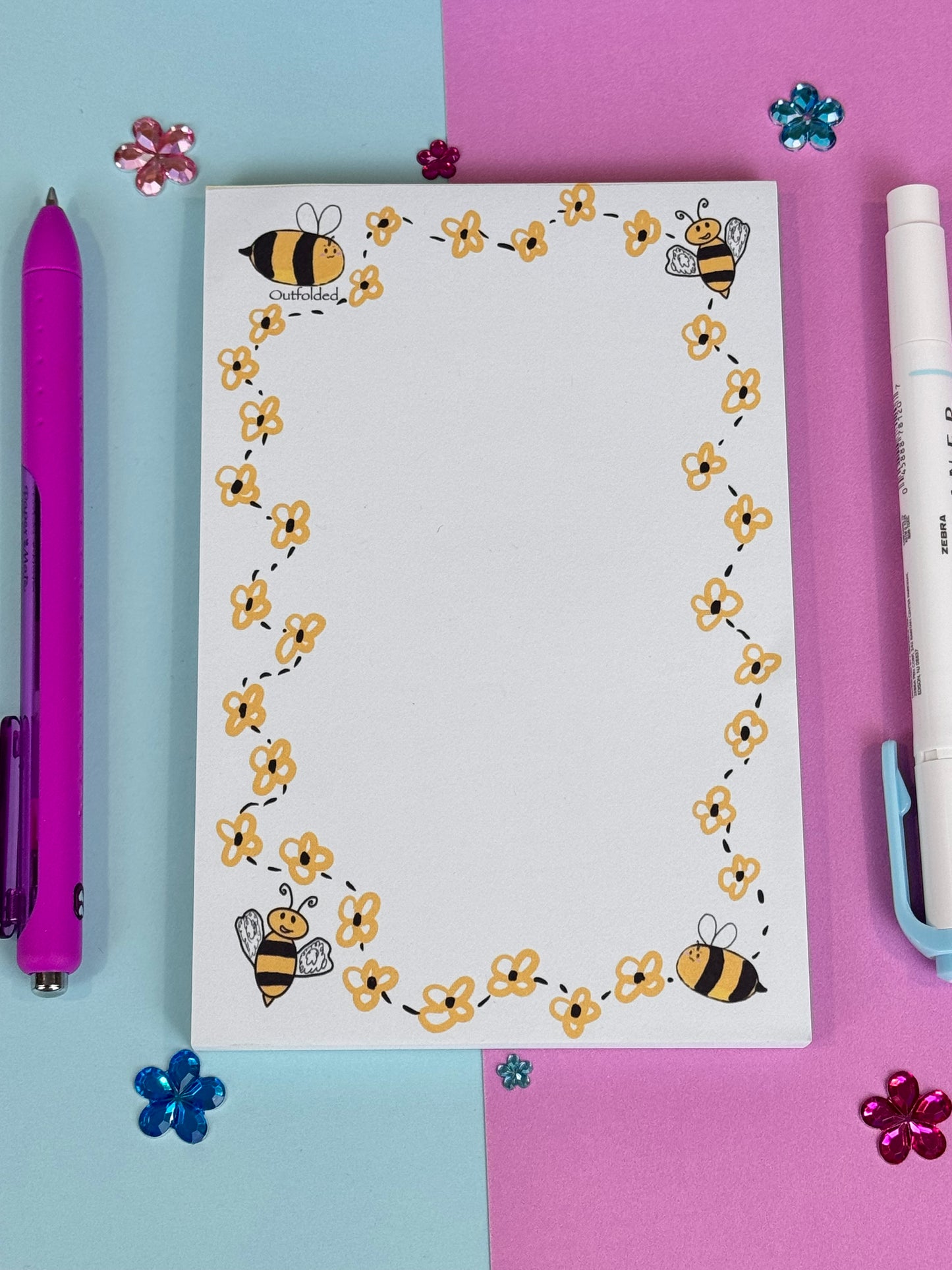 Bumblebee Buzzing Cuties 4x6 Inch 50 Page Notepad