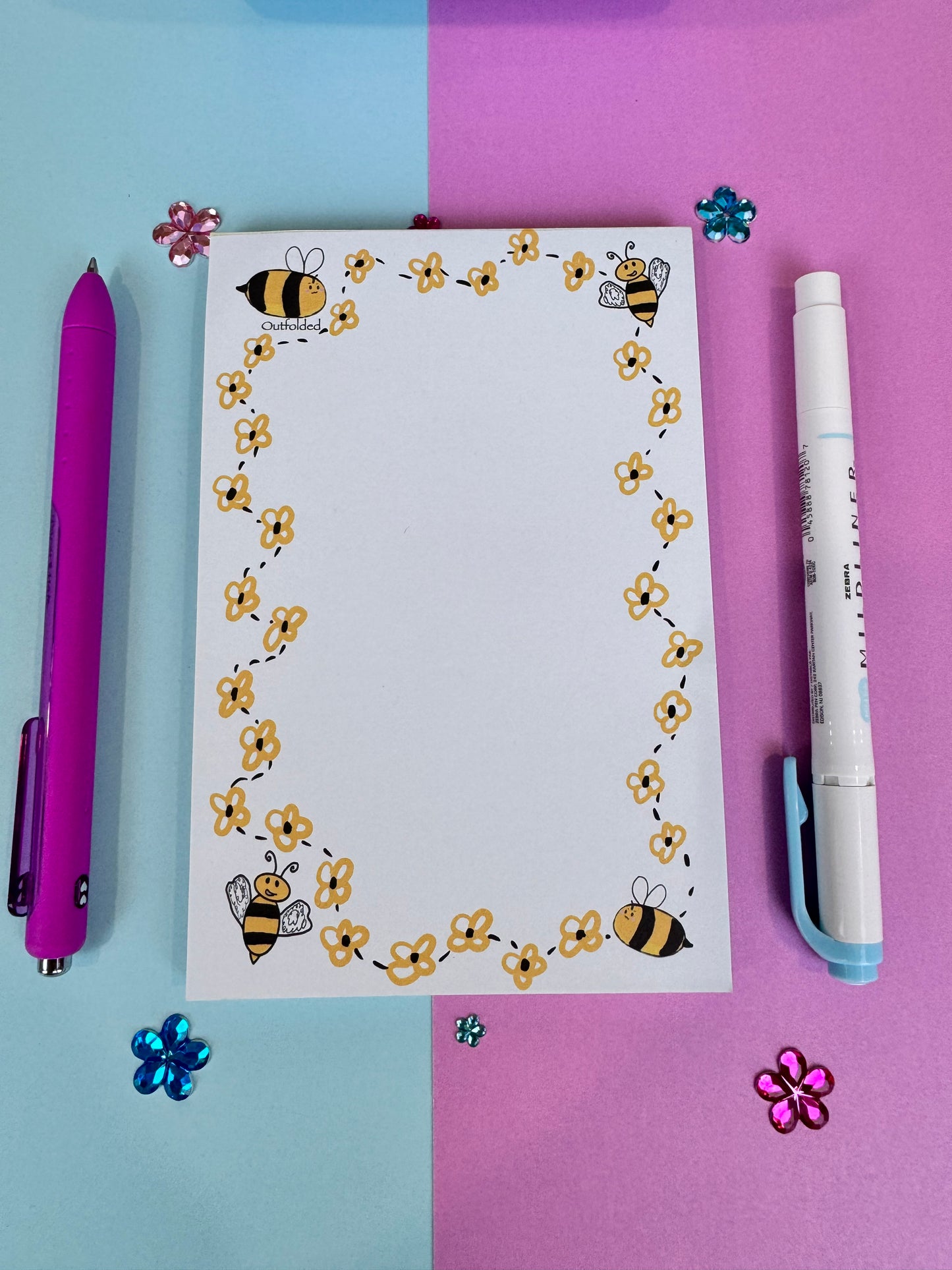 Bumblebee Buzzing Cuties 4x6 Inch 50 Page Notepad