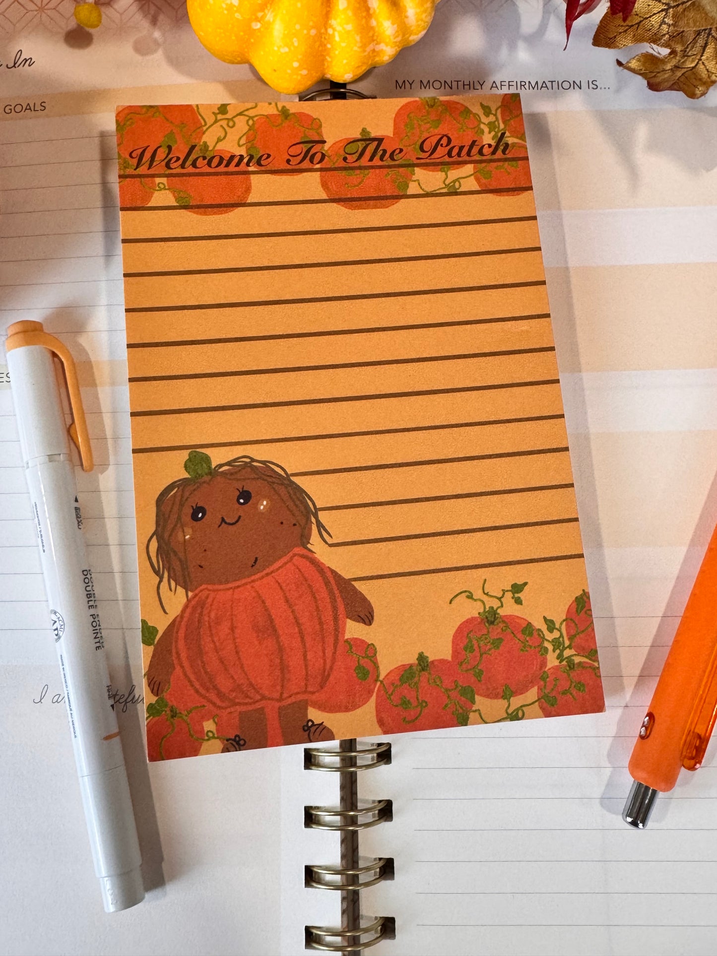 Fall Pumpkin Notepad with Cute Kawaii Character, 4x6 Inch 50 Page