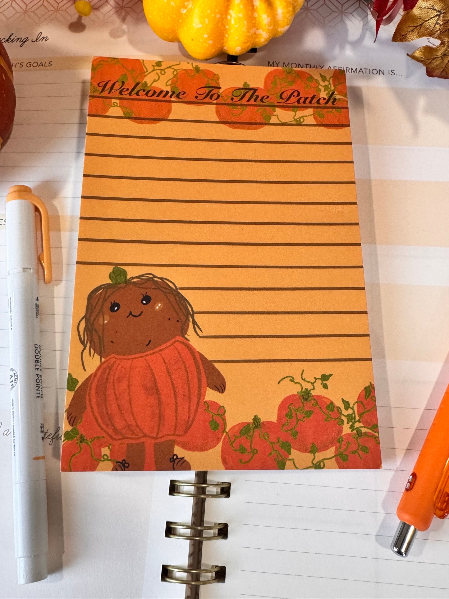 Fall Pumpkin Notepad with Cute Kawaii Character, 4x6 Inch 50 Page