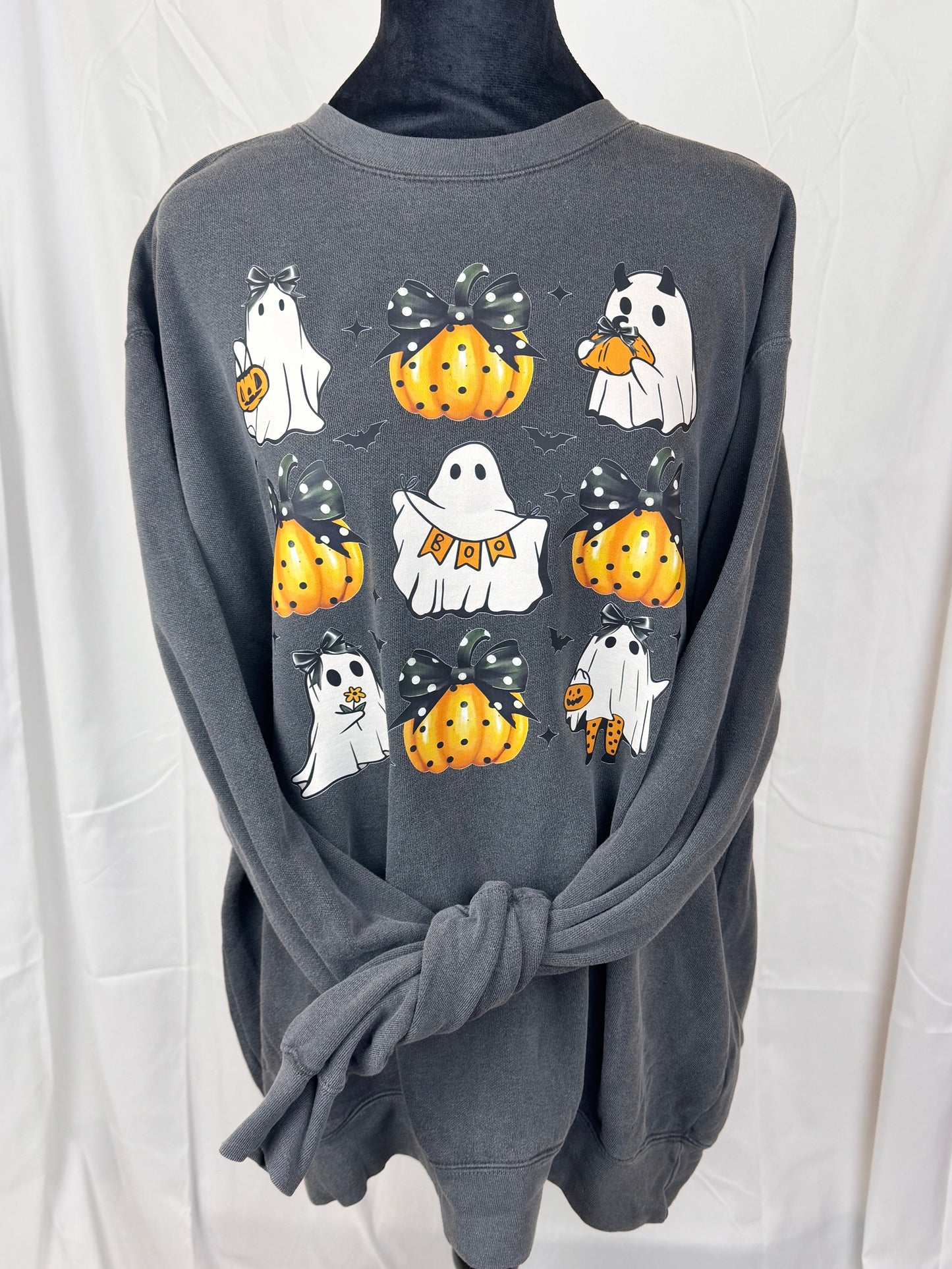 Girly Ghost and Pumpkins With Polka Dots