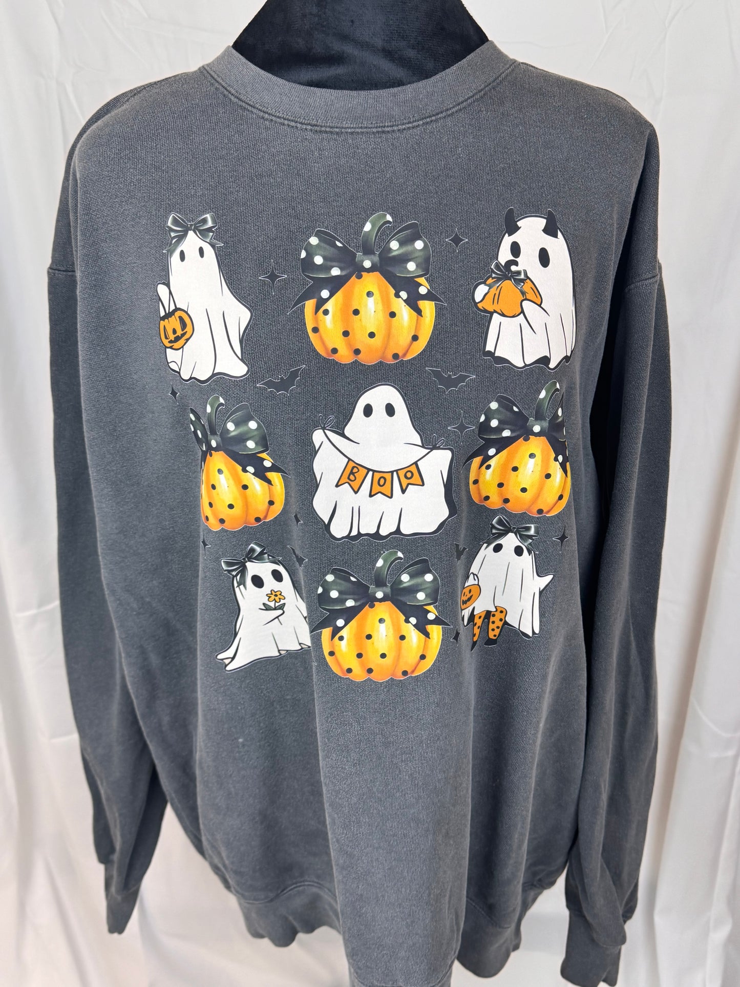 Girly Ghost and Pumpkins With Polka Dots