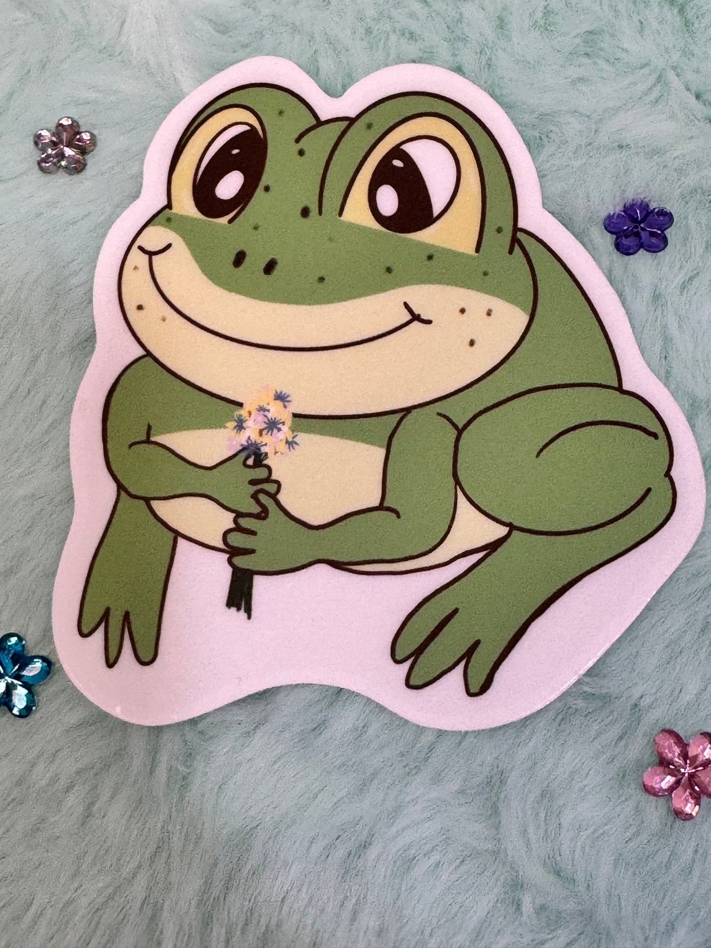 Frog Holding A Flower Bouquet Sticker, Frog In Love Waterproof Water Bottle Decor, Frog Theme Kindle Decoration, Vinyl Sticker (Copy)