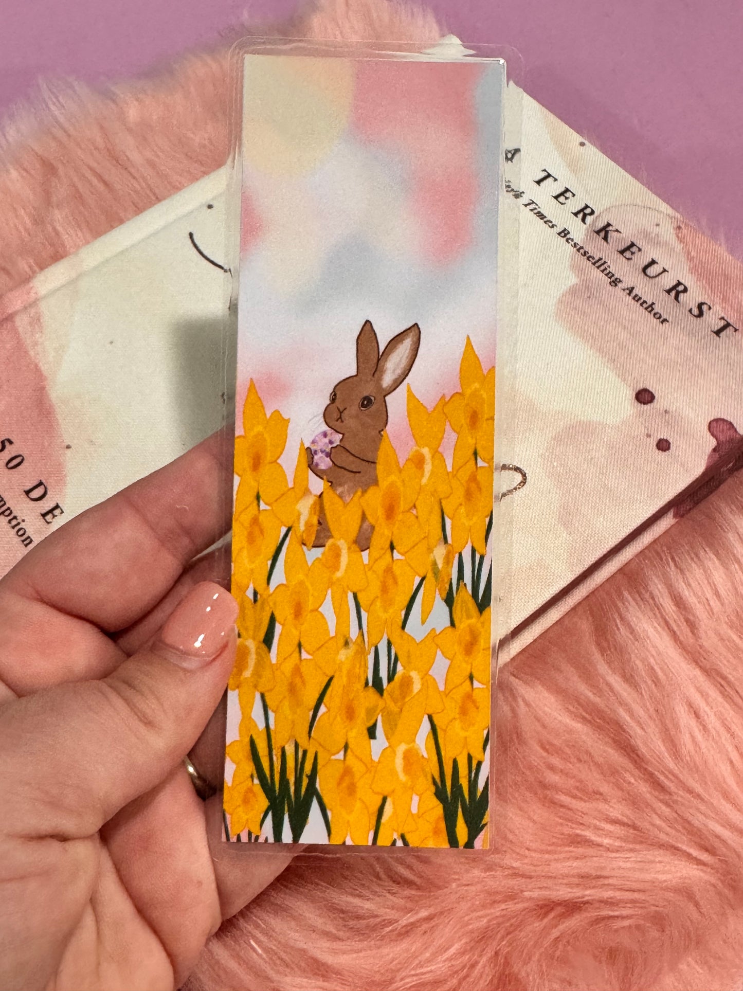 March Birth Flower Bookmark, Daffodils and Bunny Rabbit, Easter Themed Page Saver, Laminated Spring Floral Bookmark