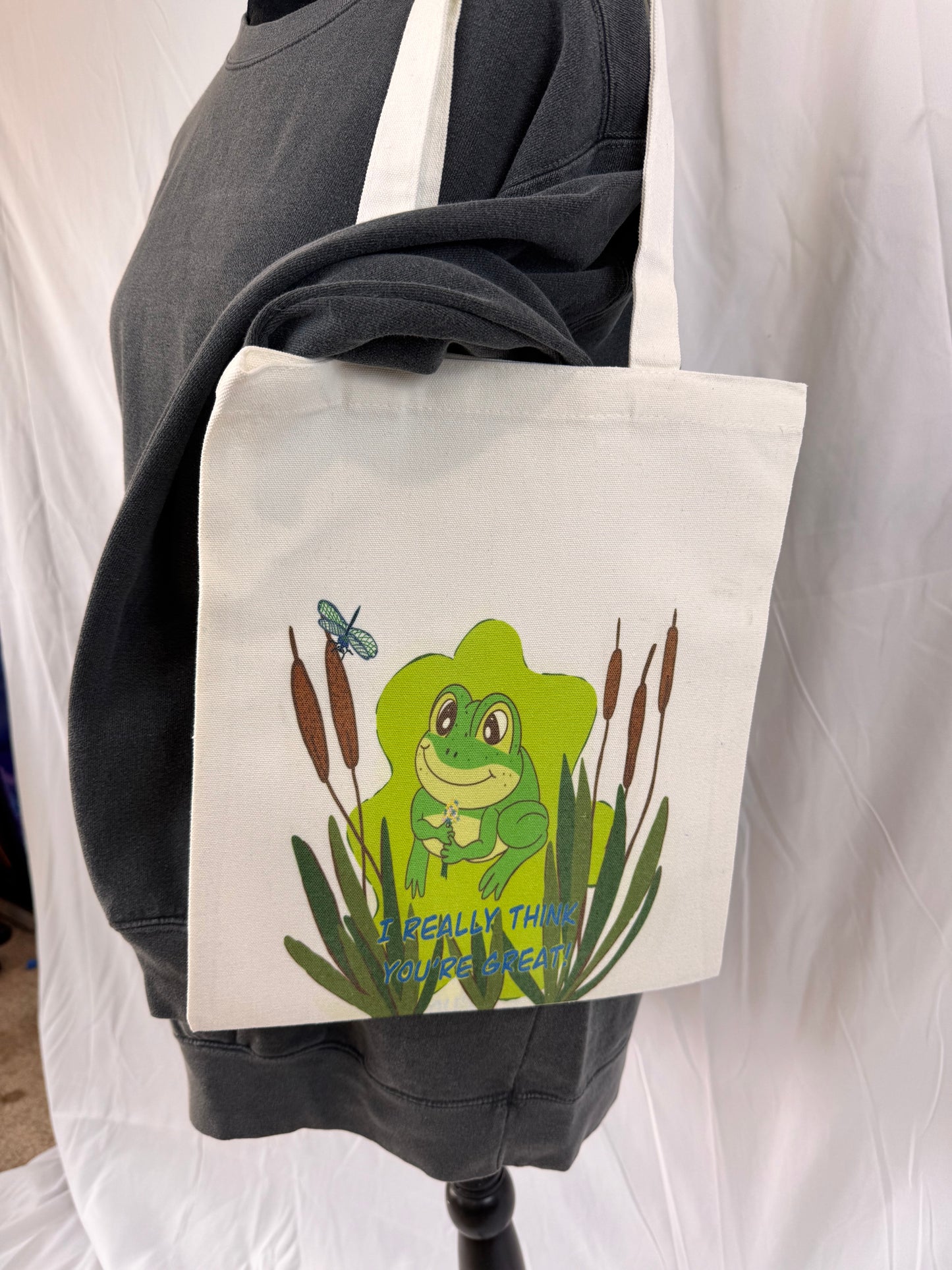 Adorable Tote Bags With Frog and Dragonfly, White Reusable Grocery Bags with Handles for Shopping, Sublimated Art Bag