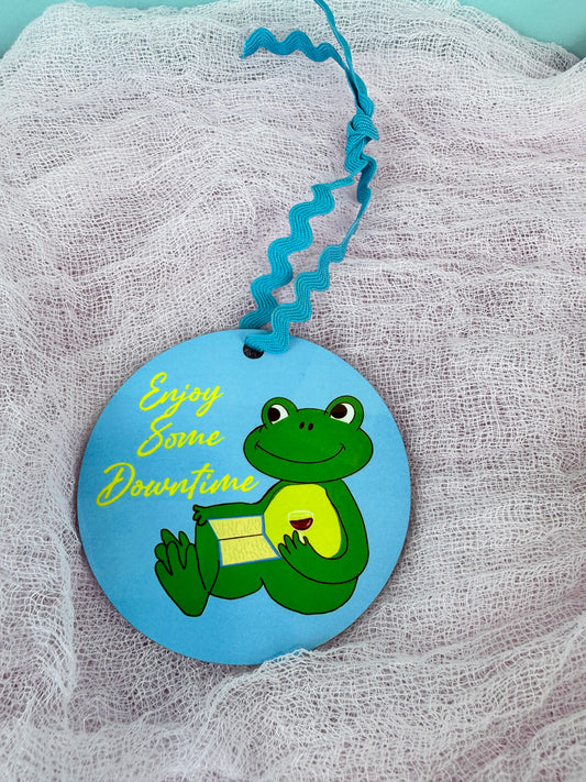 Frog Ornaments, Frog Reading and Drinking Wine And Reading His Book, MDF Wooden Tree Ornament