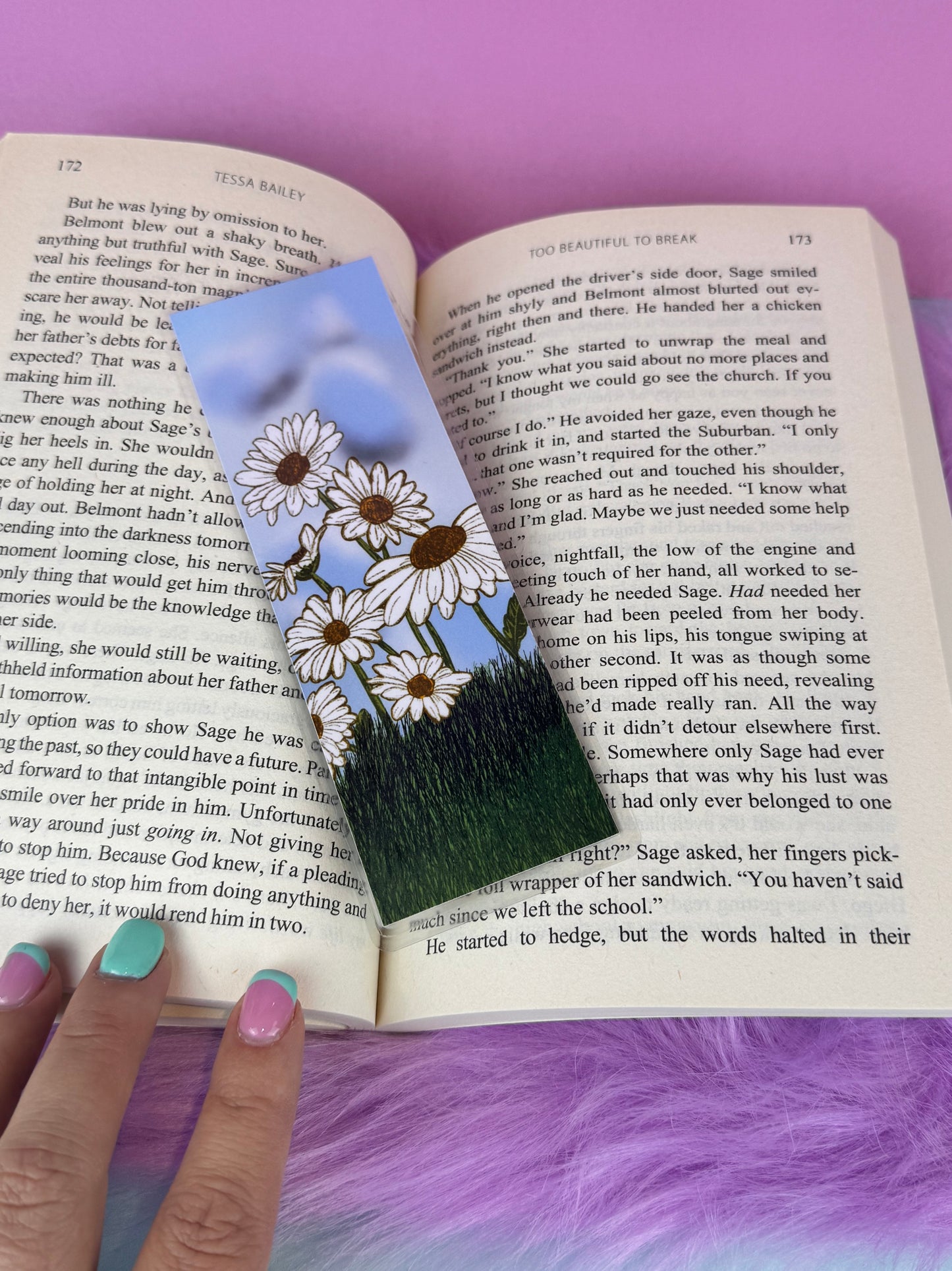 Daisy Flowers Laminated Bookmark, Page Saver For April Birthdays, April Birth Flower, Hand Drawn Flower Art, For Readers and Book Lovers