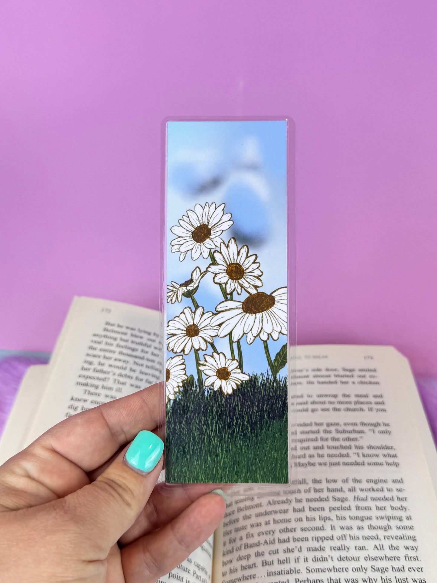 Daisy Flowers Laminated Bookmark, Page Saver For April Birthdays, April Birth Flower, Hand Drawn Flower Art, For Readers and Book Lovers