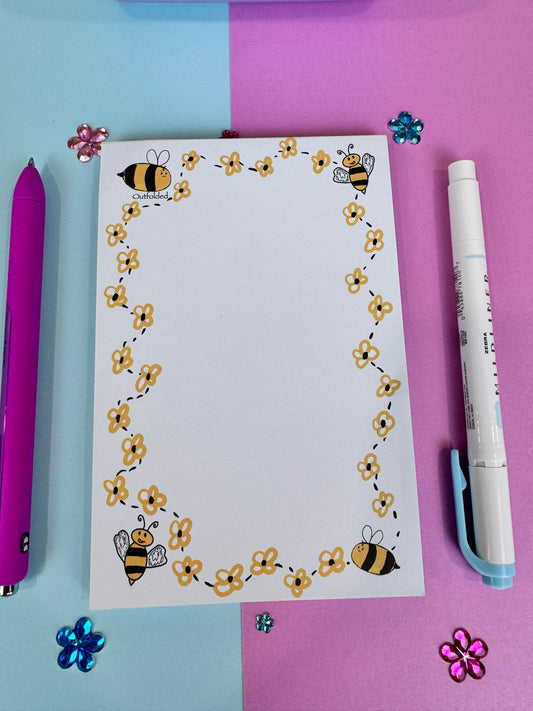 Bumblebee Buzzing Cuties 4x6 Inch 50 Page Notepad