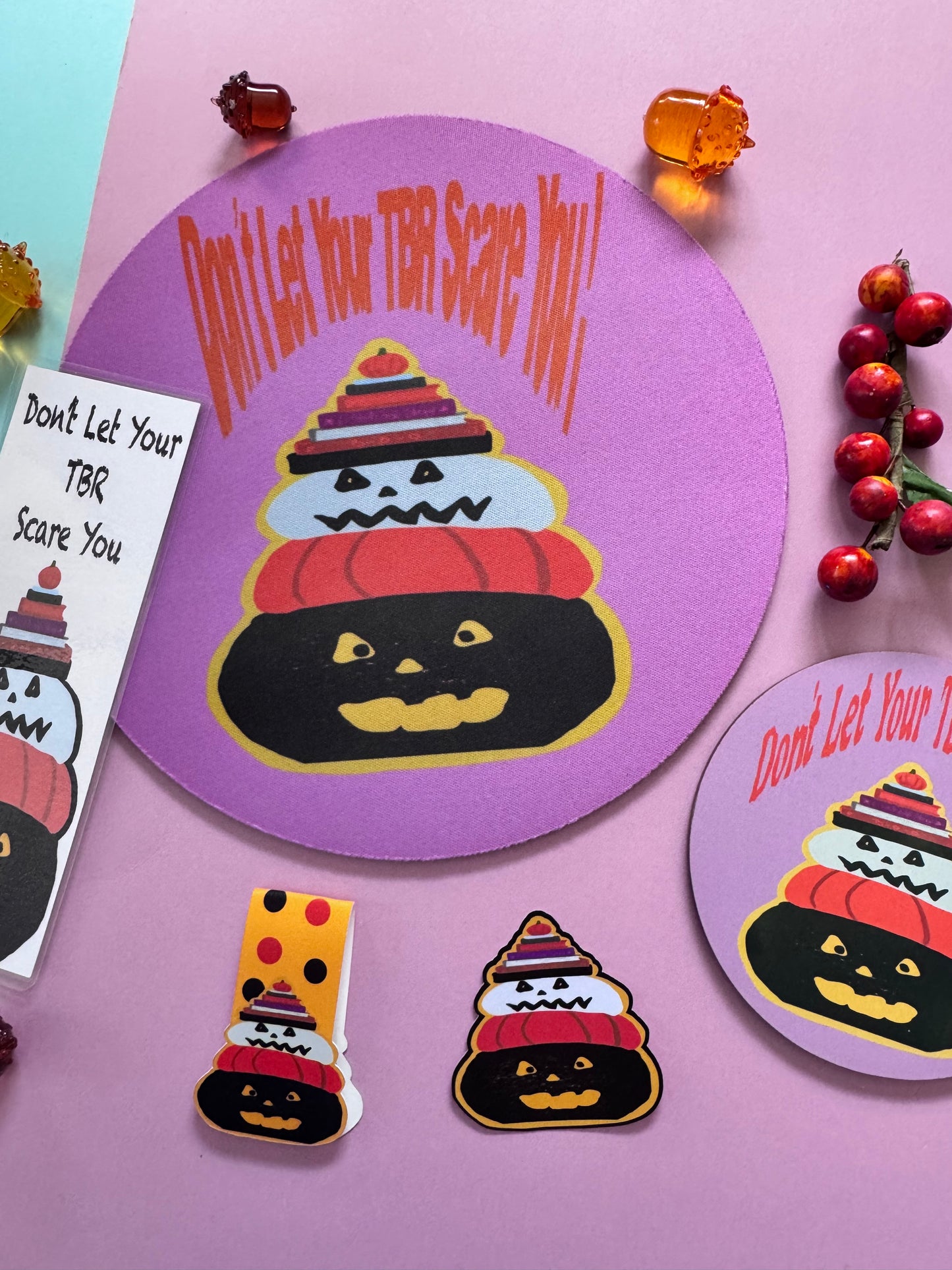 Spooky Jack-o-Lanterns And Their Scary To Be Read Pile