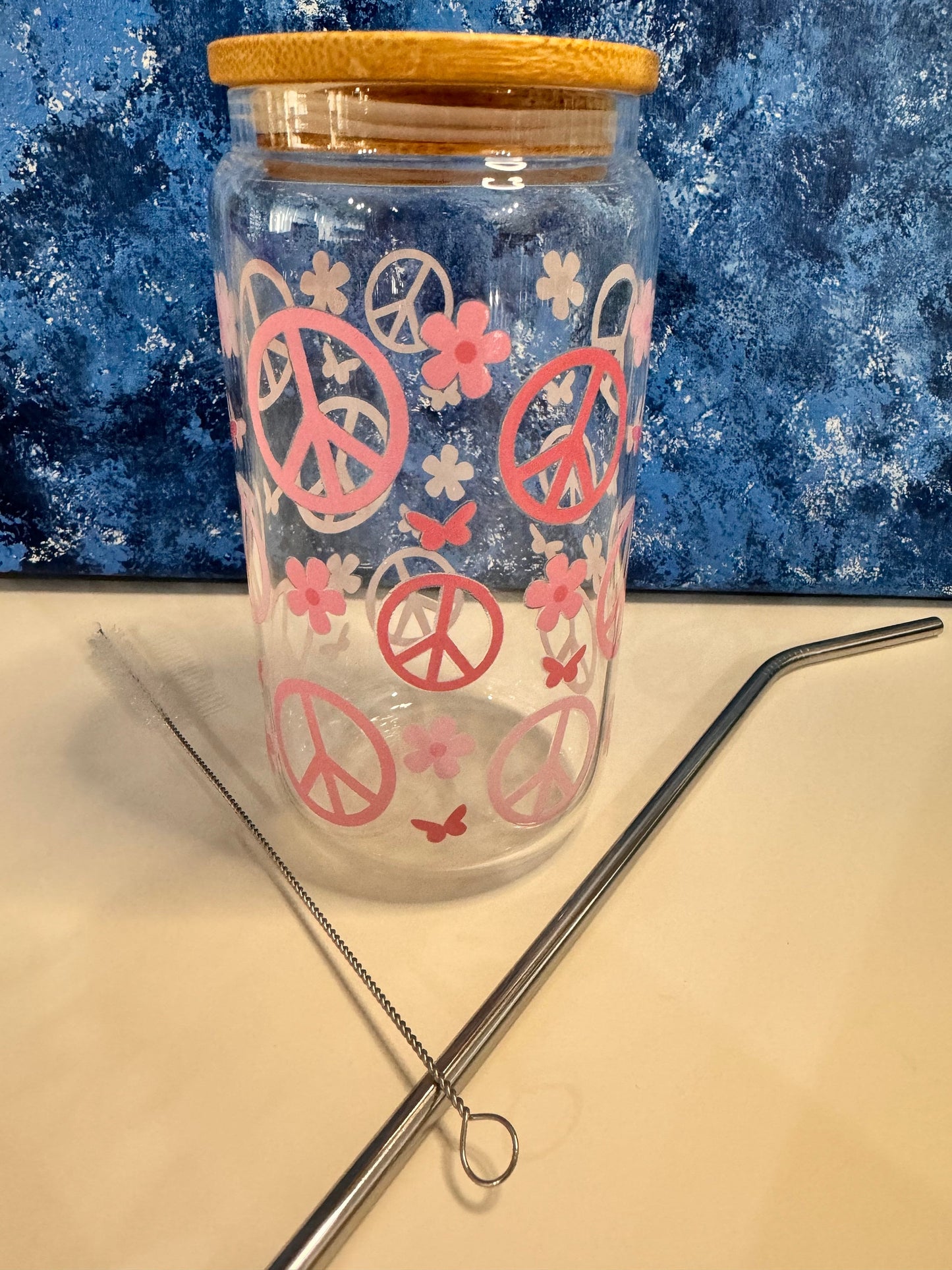 Peace Flowers and Butterflies in Pink Glass Libby Can, 16 Oz With Bamboo Lid and Metal Straw