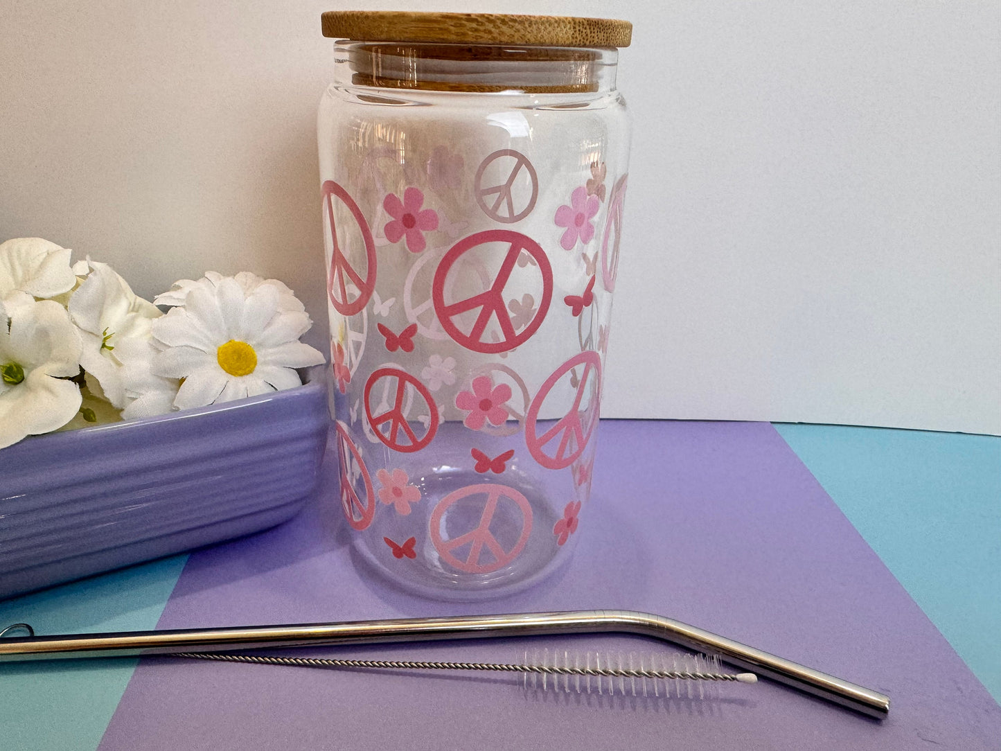 Peace Flowers and Butterflies in Pink Glass Libby Can, 16 Oz With Bamboo Lid and Metal Straw