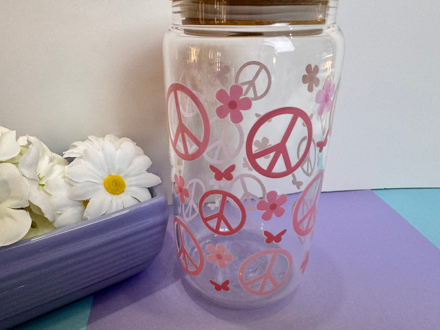 Peace Flowers and Butterflies in Pink Glass Libby Can, 16 Oz With Bamboo Lid and Metal Straw