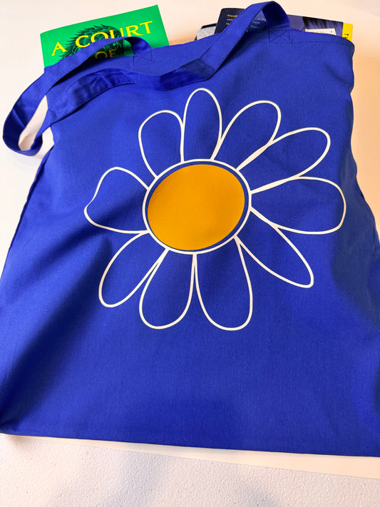 Blue Medium Tote Bag, Lightweight 100 Percent Cotton, Daisy Grocery Bag, 15x16 Inches