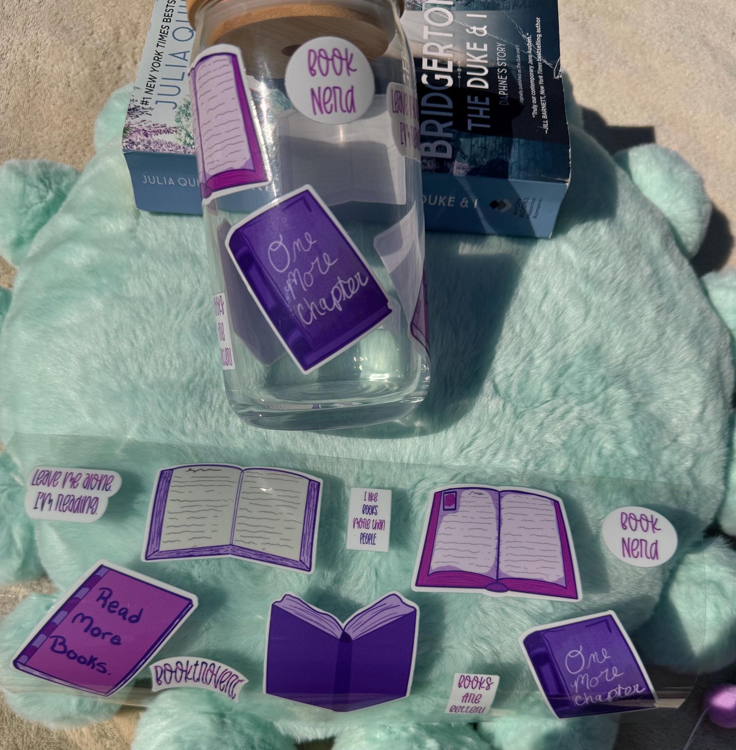 Book Lover Glass Beer Can, Cup For Readers and Book Lovers, Libby Glass Can, Iced Coffee Glass